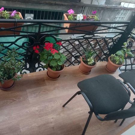Emi&Mari Apartment Tbilisi Ngoại thất bức ảnh