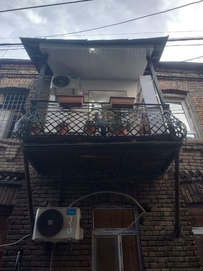 Emi&Mari Apartment Tbilisi Ngoại thất bức ảnh