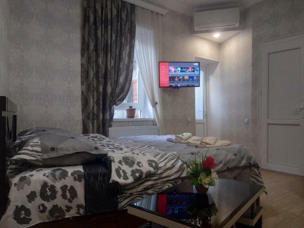 Emi&Mari Apartment Tbilisi Ngoại thất bức ảnh